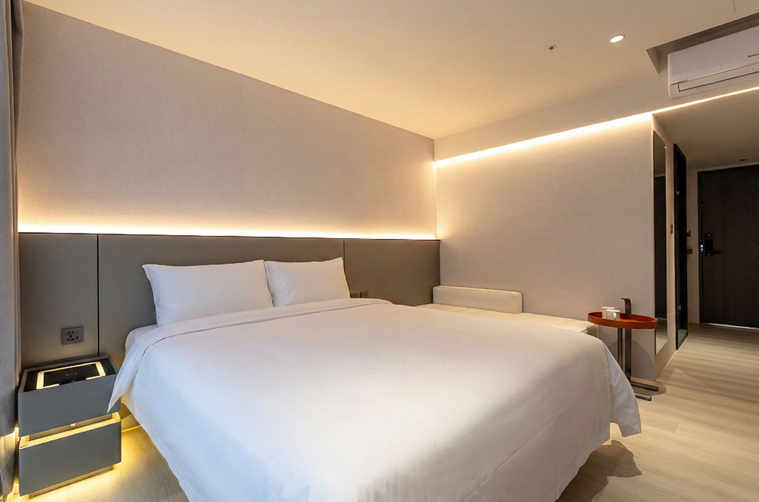room32